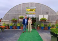 Antoine Groot of Takii Europe and Allison Zeeb American Takii in front of the Sahin area at the American Takii location in Salinas. At Sahin they presented home gardening products.